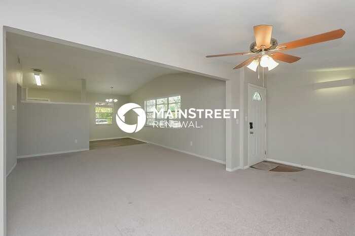 5290 48th Ave N - Photo 4 of 16