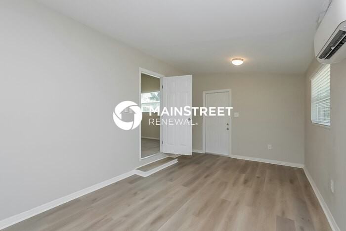 5290 48th Ave N - Photo 7 of 16