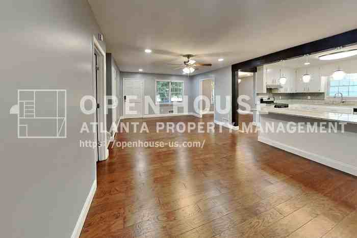 281 Sumter Dr - Photo 5 of 20