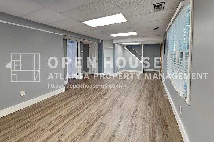 281 Sumter Dr - Photo 6 of 20