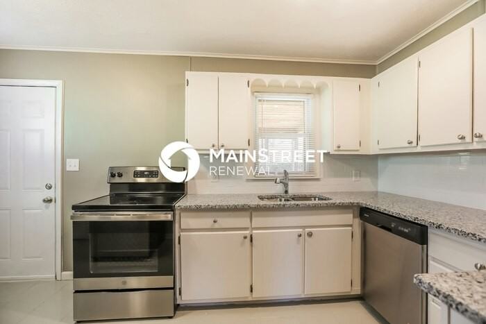 7921 Brooklyn Ave - Photo 7 of 16