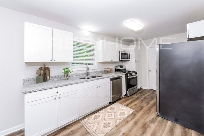 811 Sage Ln Nw - Photo 2 of 19