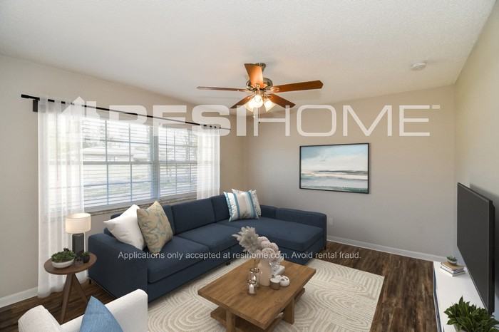 8368 Geoffrey Ct - Photo 5 of 18