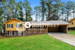 6704 Amesbury Ln - Photo 1 of 1