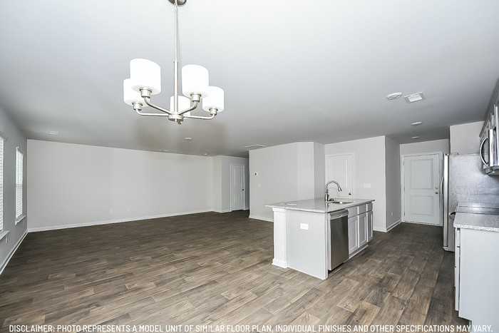 475 Blue Garden Way - Photo 4 of 9