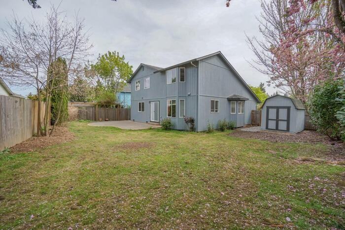 10910 Ne 36th Ct - Photo 2 of 50