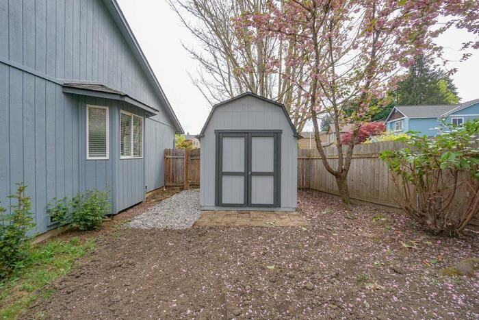 10910 Ne 36th Ct - Photo 3 of 50