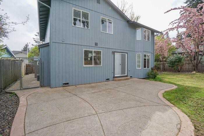 10910 Ne 36th Ct - Photo 5 of 50