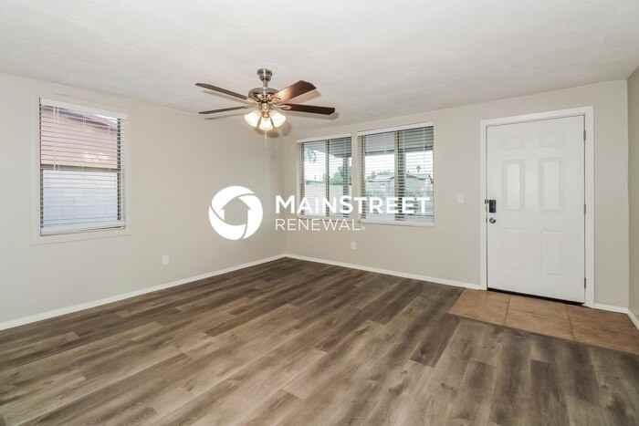 718 W Louisiana St - Photo 3 of 16