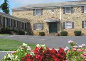 featured image of Conway Ave