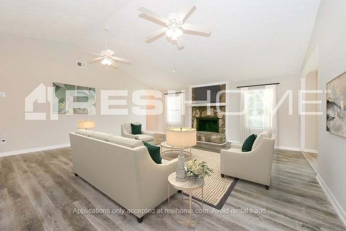 9375 Woodknoll Way - Photo 5 of 16