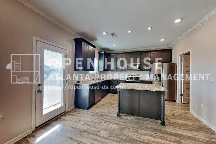 12 Ashbridge Ln - Photo 5 of 20