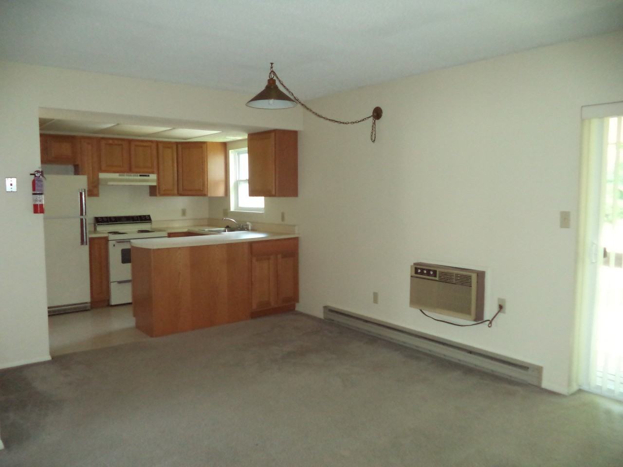 715 W Cherry Ln - Photo 3 of 15