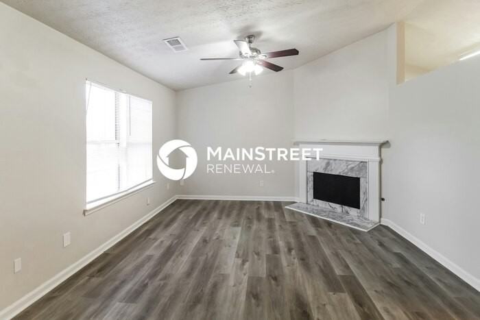 1108 Sunday Ln - Photo 3 of 16