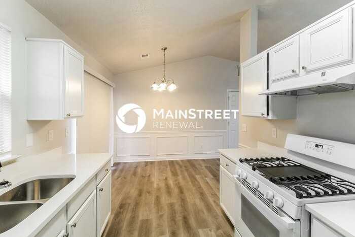 1108 Sunday Ln - Photo 7 of 16