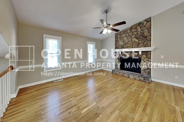 3702 Pine Brook Dr - Photo 4 of 20