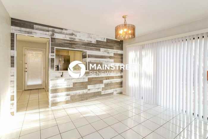 1210 Fox Hollow Dr - Photo 6 of 17