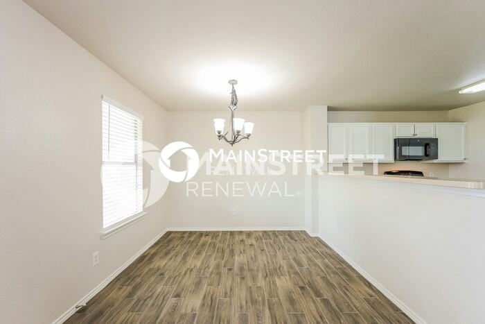 6458 Candleview Ct - Photo 7 of 17