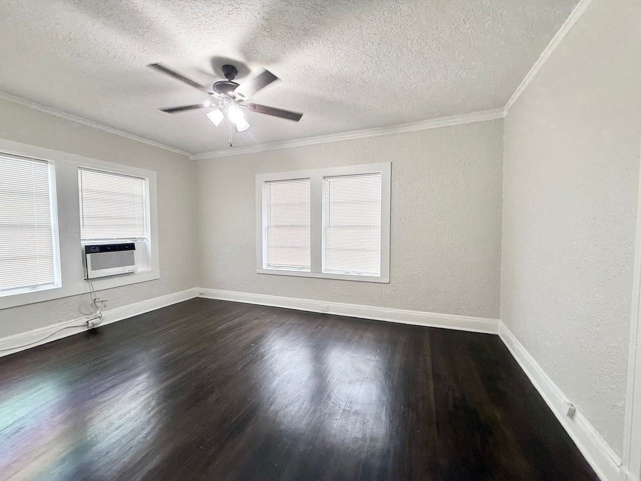 3920 Fannin St - Photo 3 of 18
