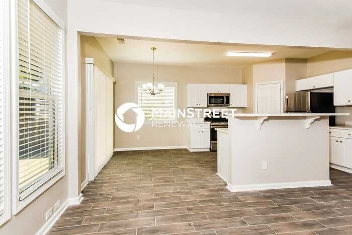 3944 Abernathy Farm Way #5 - Photo 5 of 17
