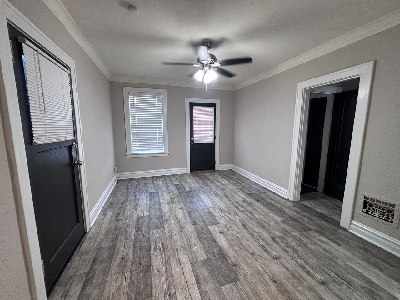 1003 Art Hill Pl. - Photo 3 of 7