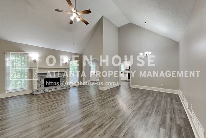 755 Abbington Ln - Photo 4 of 20