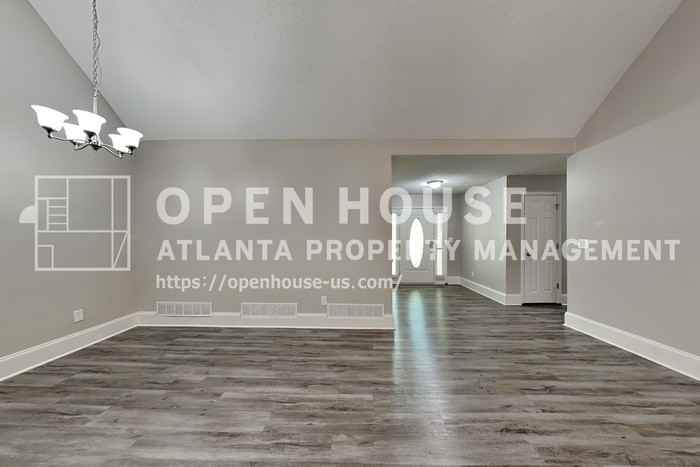 755 Abbington Ln - Photo 6 of 20