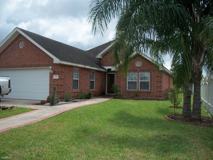 213 W Fleetwood Ave - Photo 1 of 1