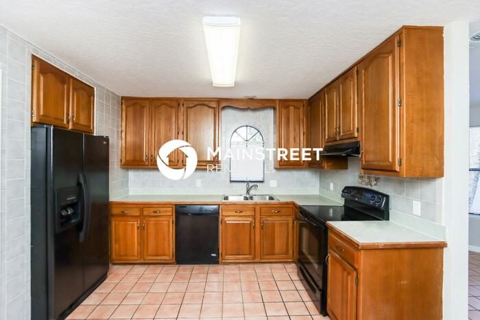 1451 Ruffin Cir Se - Photo 7 of 17