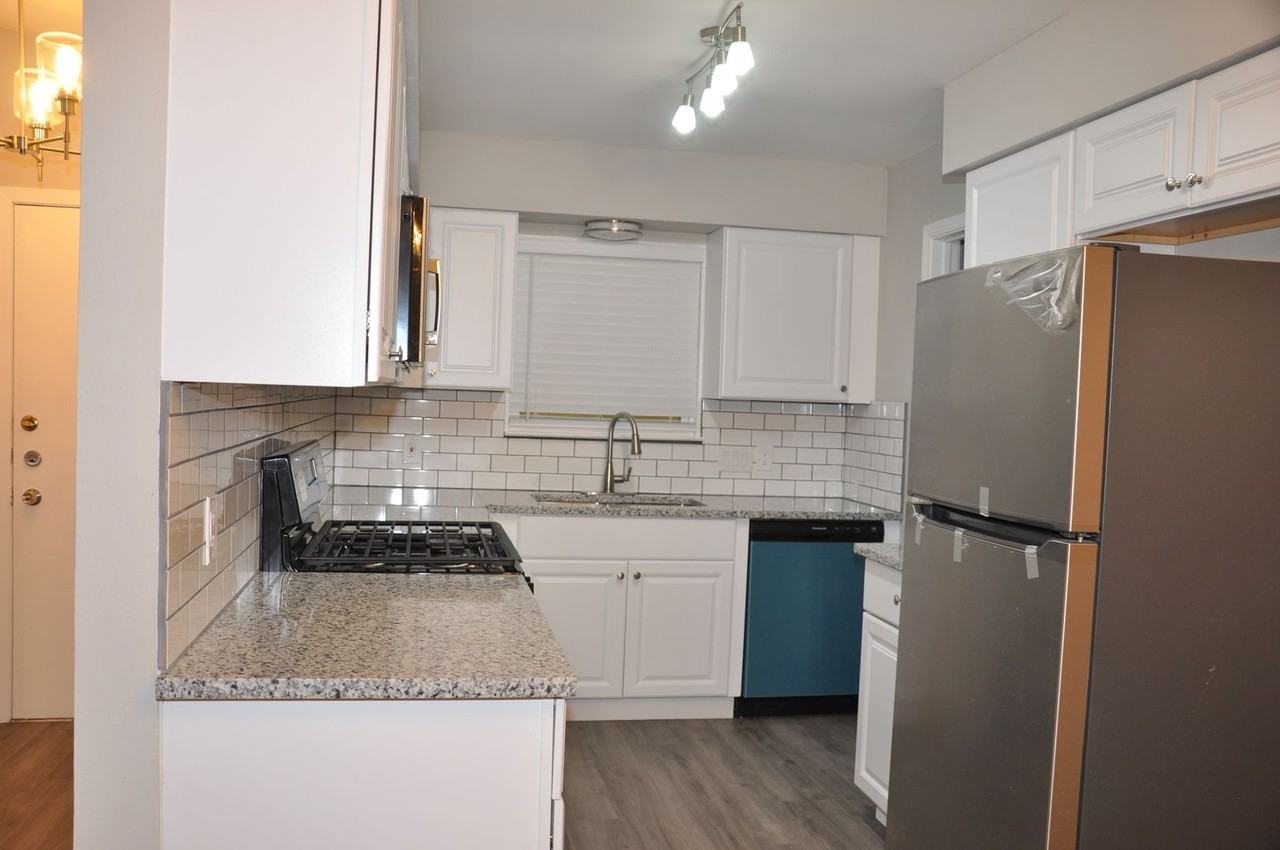 11802 Argonne Forest Trl #A - Photo 4 of 19