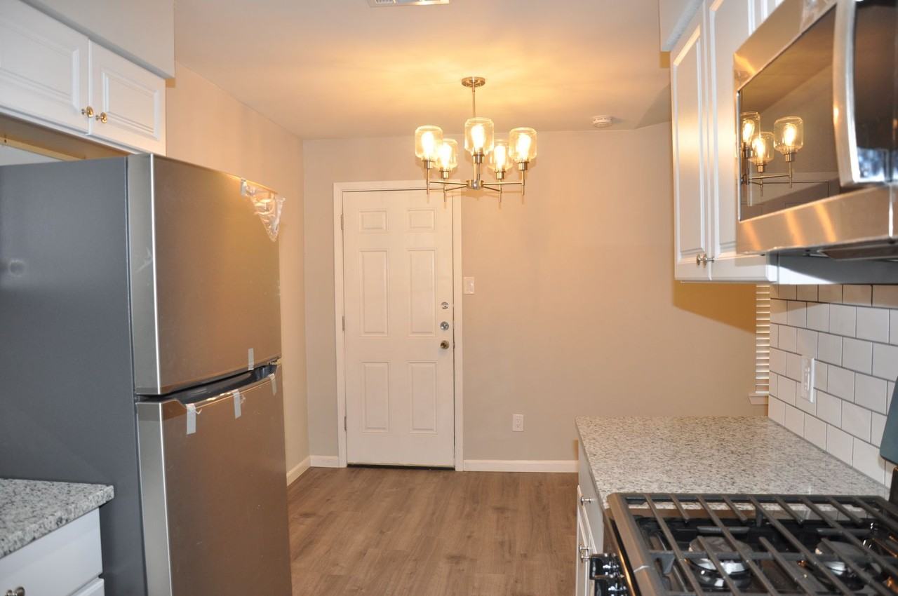 11802 Argonne Forest Trl #A - Photo 6 of 19