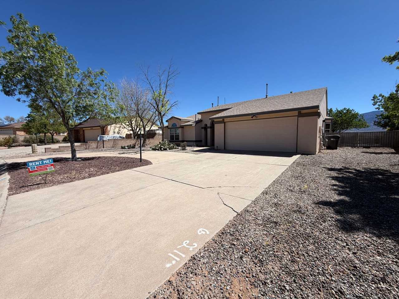 6342 Roadrunner Loop Ne - Photo 3 of 34