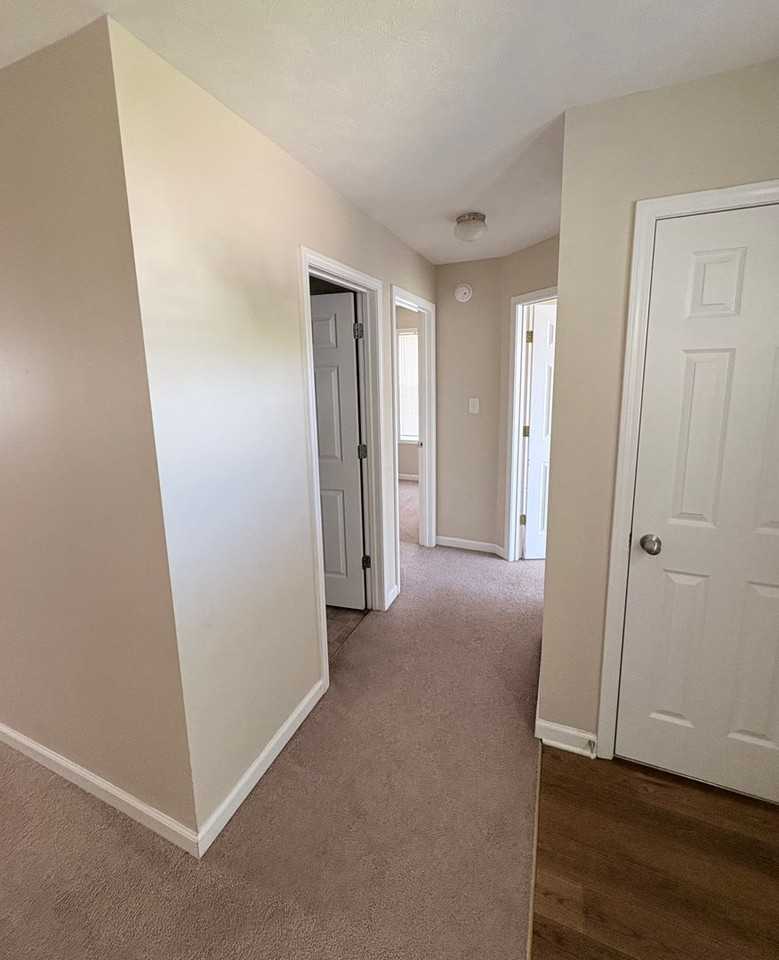 341 Chalet Cir - Photo 6 of 34