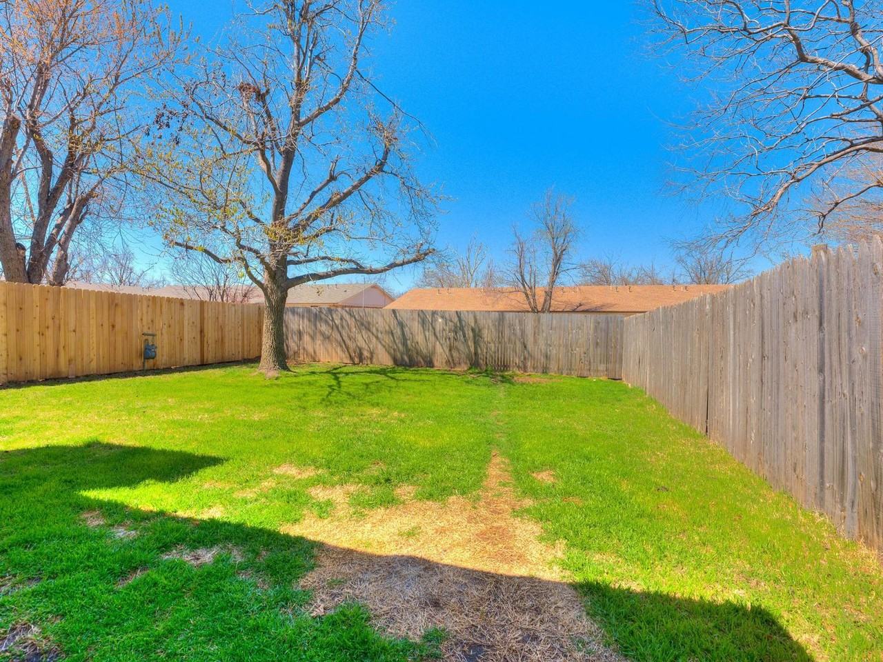 9907 Mashburn Blvd - Photo 3 of 28