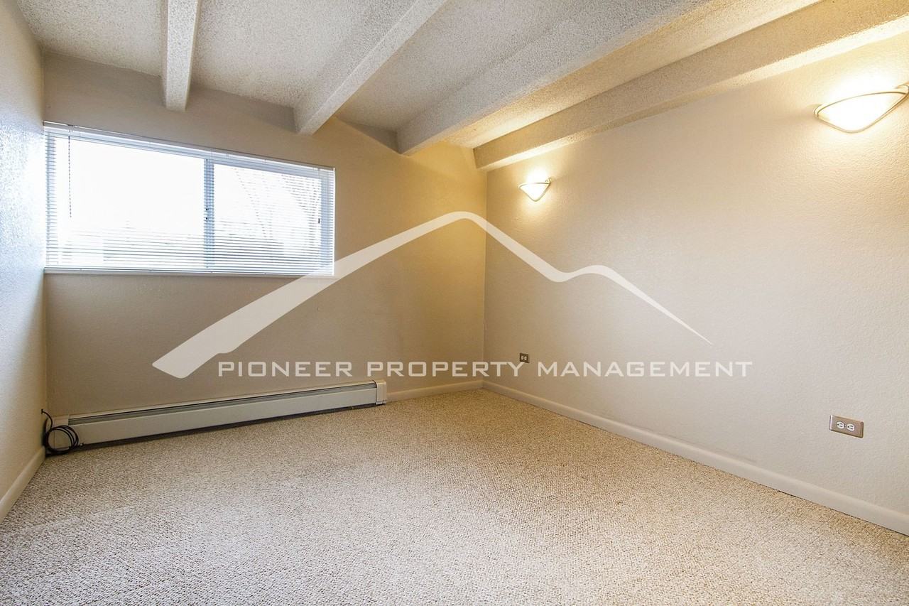 200 N Pearl St #302 - Photo 6 of 12