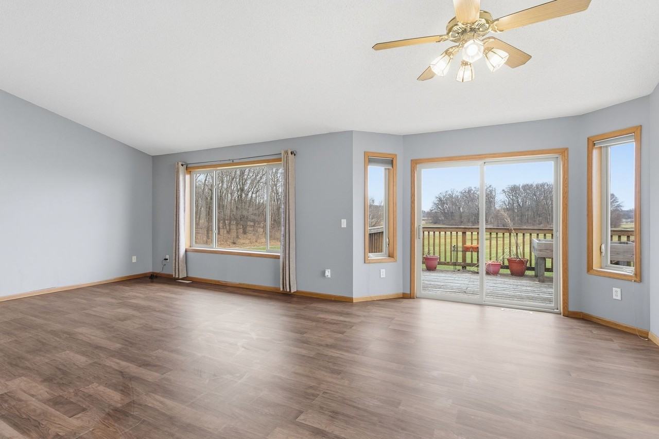 1778 Klondike Dr Ne - Photo 3 of 21