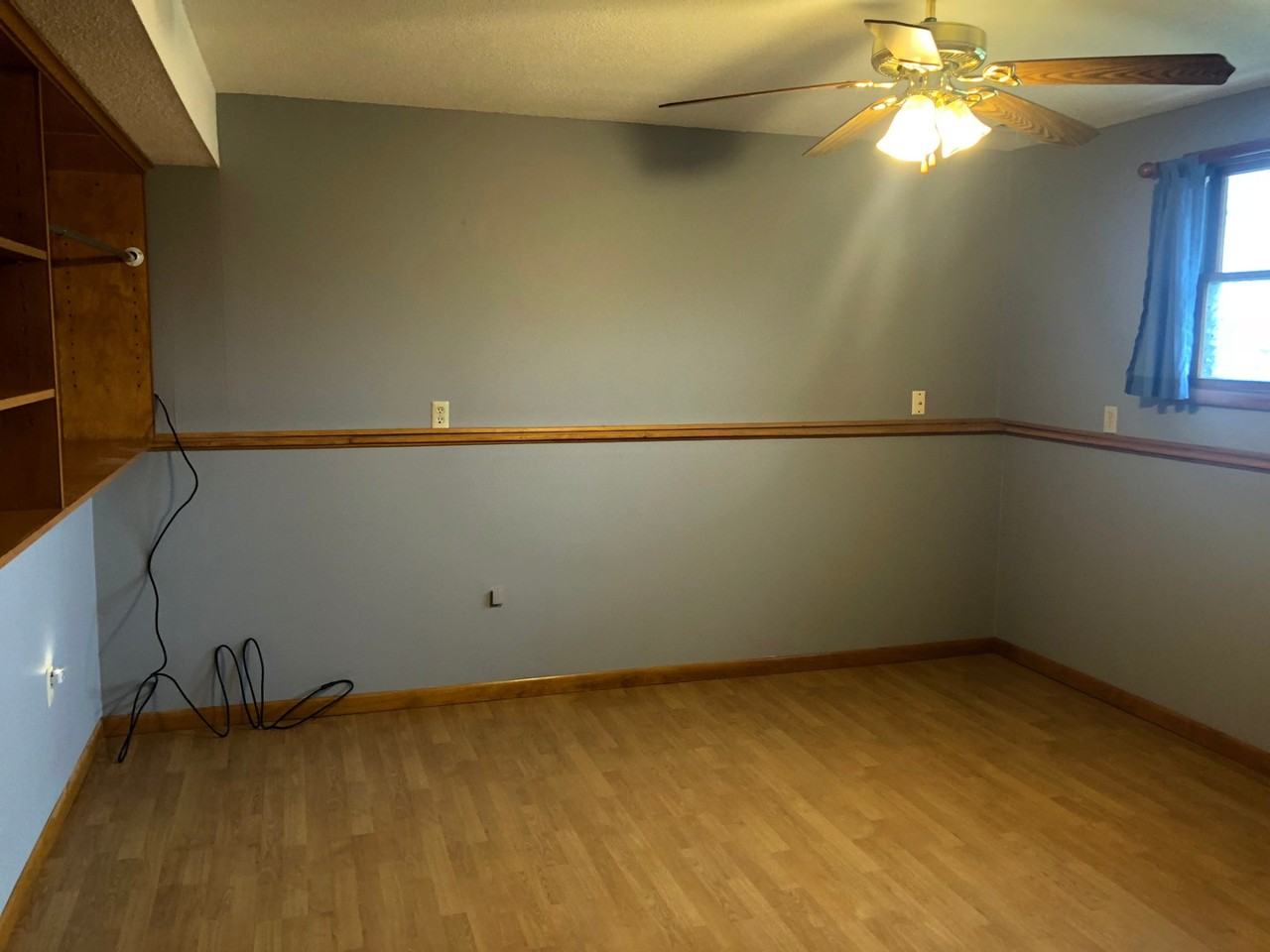 917 W Spruce St - Photo 5 of 13