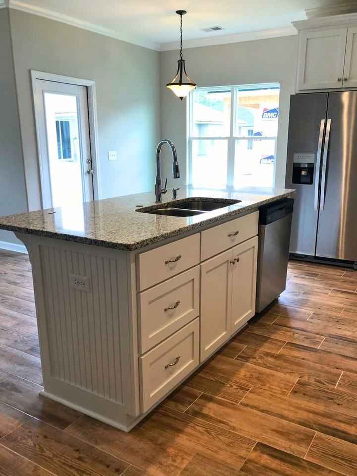 103 Marshall Ct - Photo 4 of 15