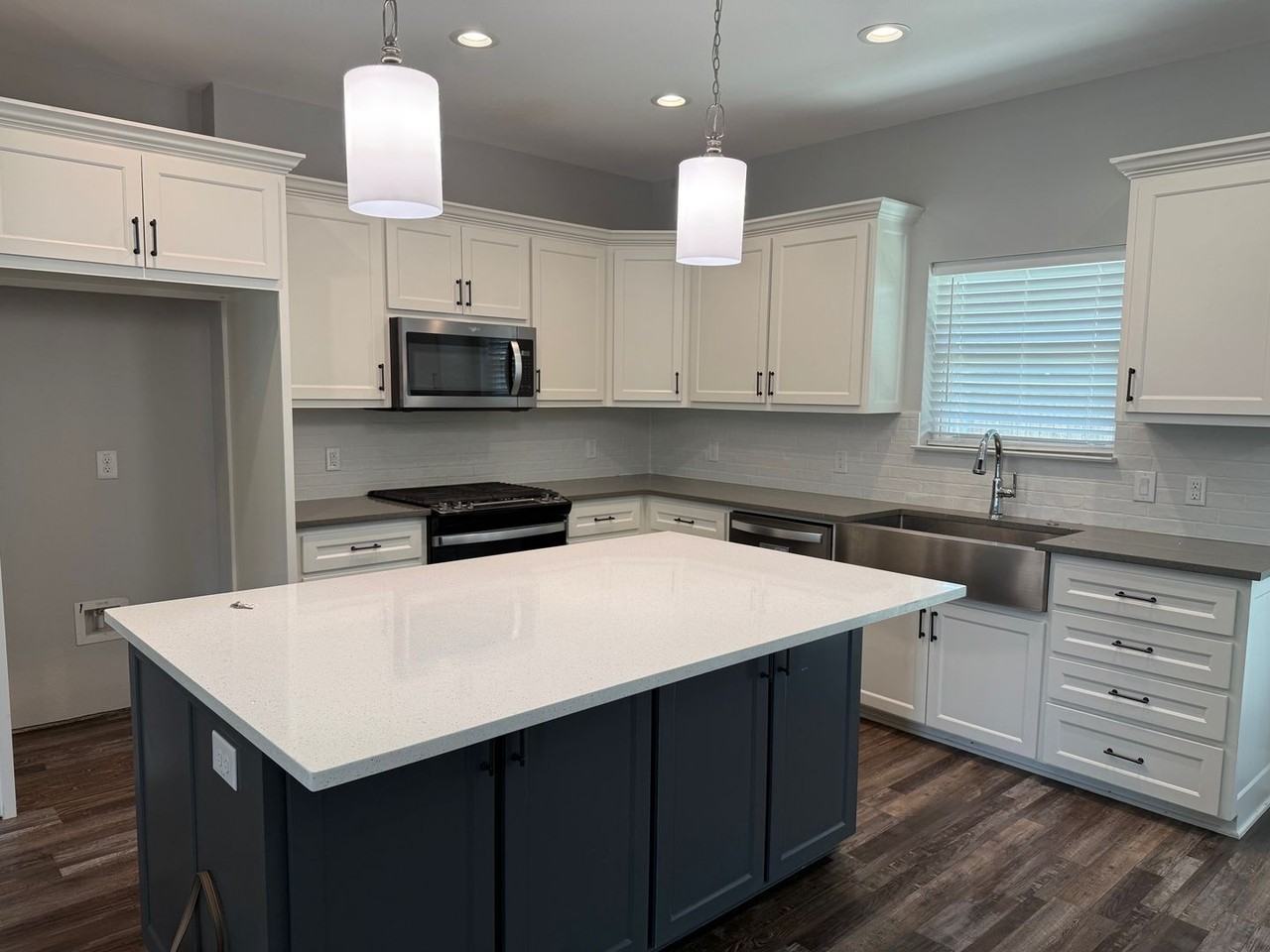 502 Sonoma Ct - Photo 3 of 23