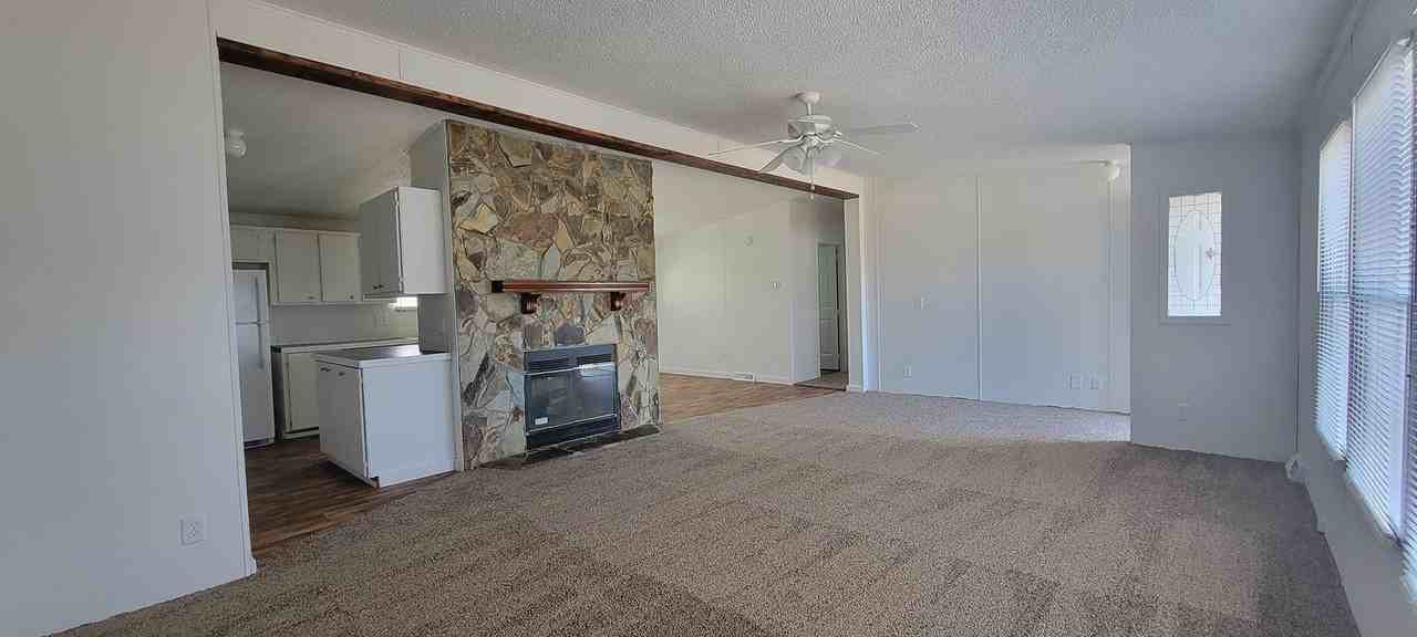 2774 Culberson Ln Trlr 17 - Photo 4 of 19