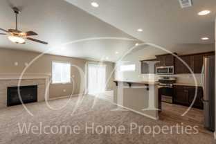 537 Sw Angelina Loop - Photo 1 of 1