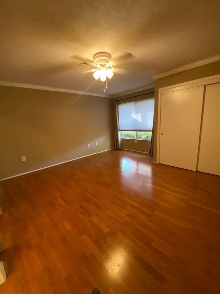 9033 Gemstone Dr - Photo 3 of 13