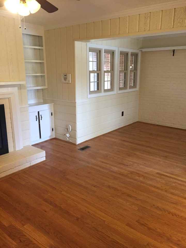 1301 Brookwood Dr - Photo 2 of 12