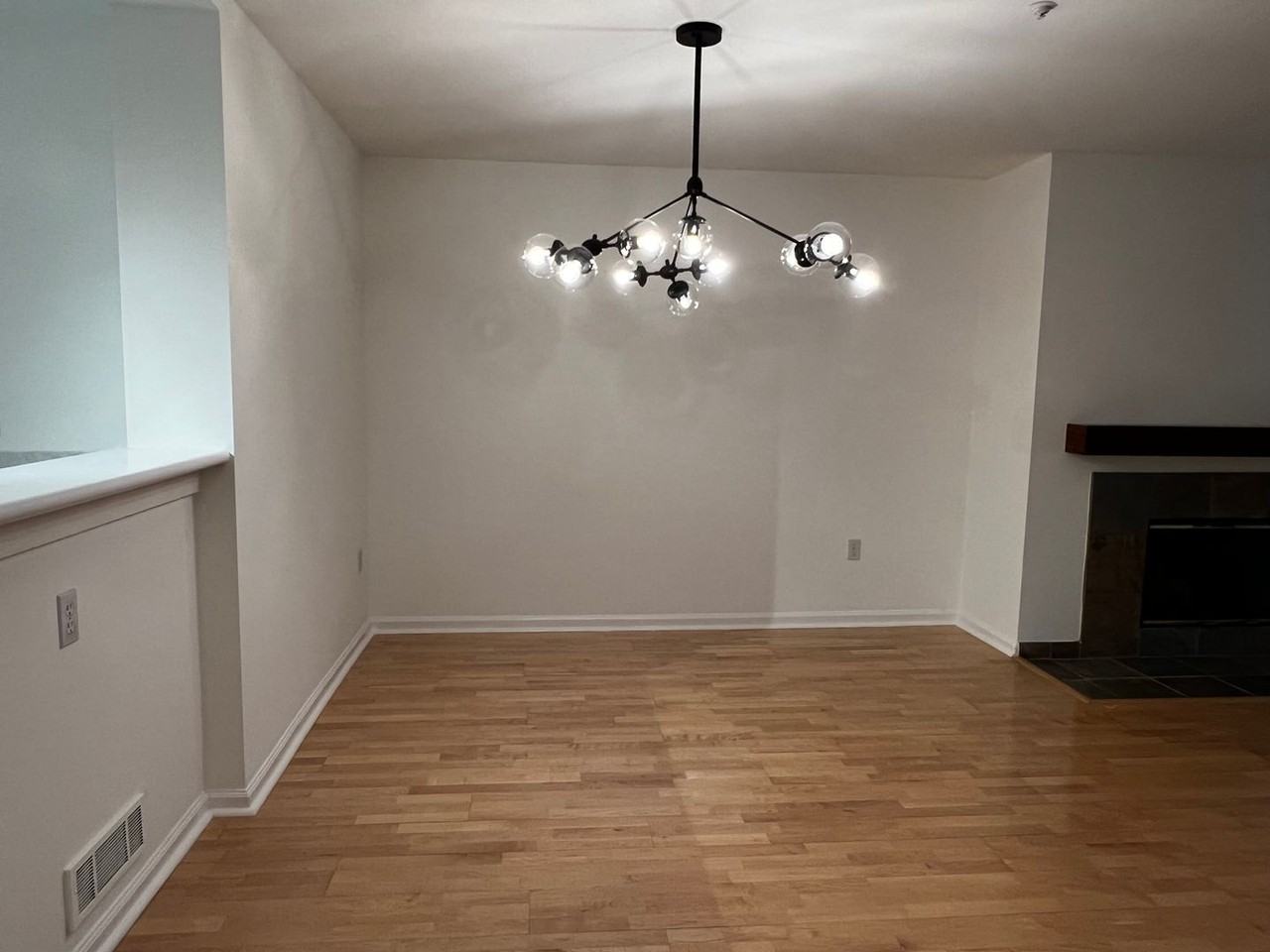 650 Chestnut St #209 - Photo 4 of 20