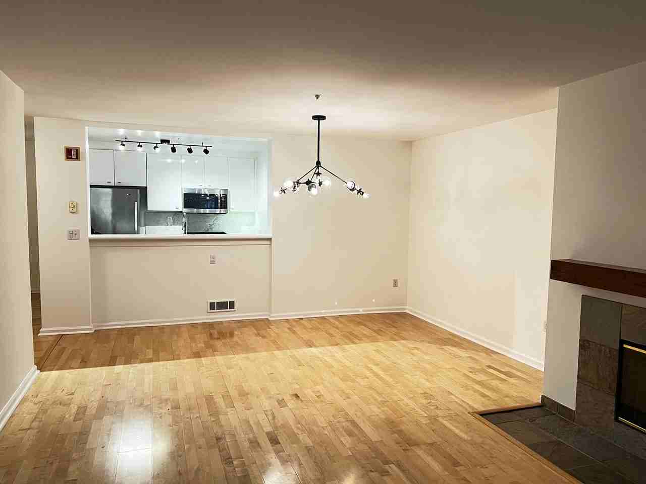 650 Chestnut St #209 - Photo 5 of 20