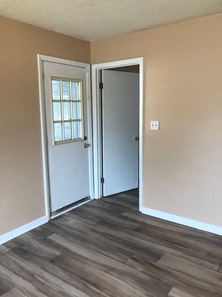 1235 Ponderosa Dr - Photo 5 of 12