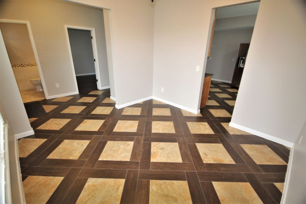 5978 Mccotter Rd - Photo 6 of 50