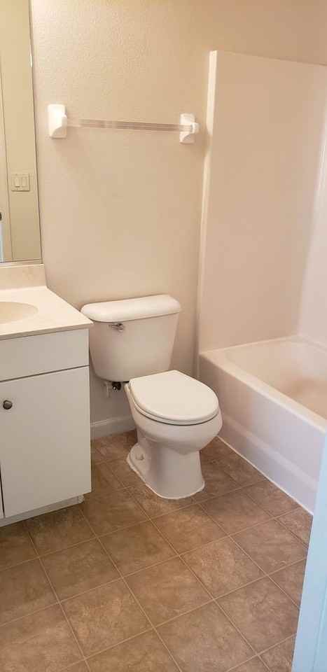 10A Buttonworth Dr - Photo 6 of 9