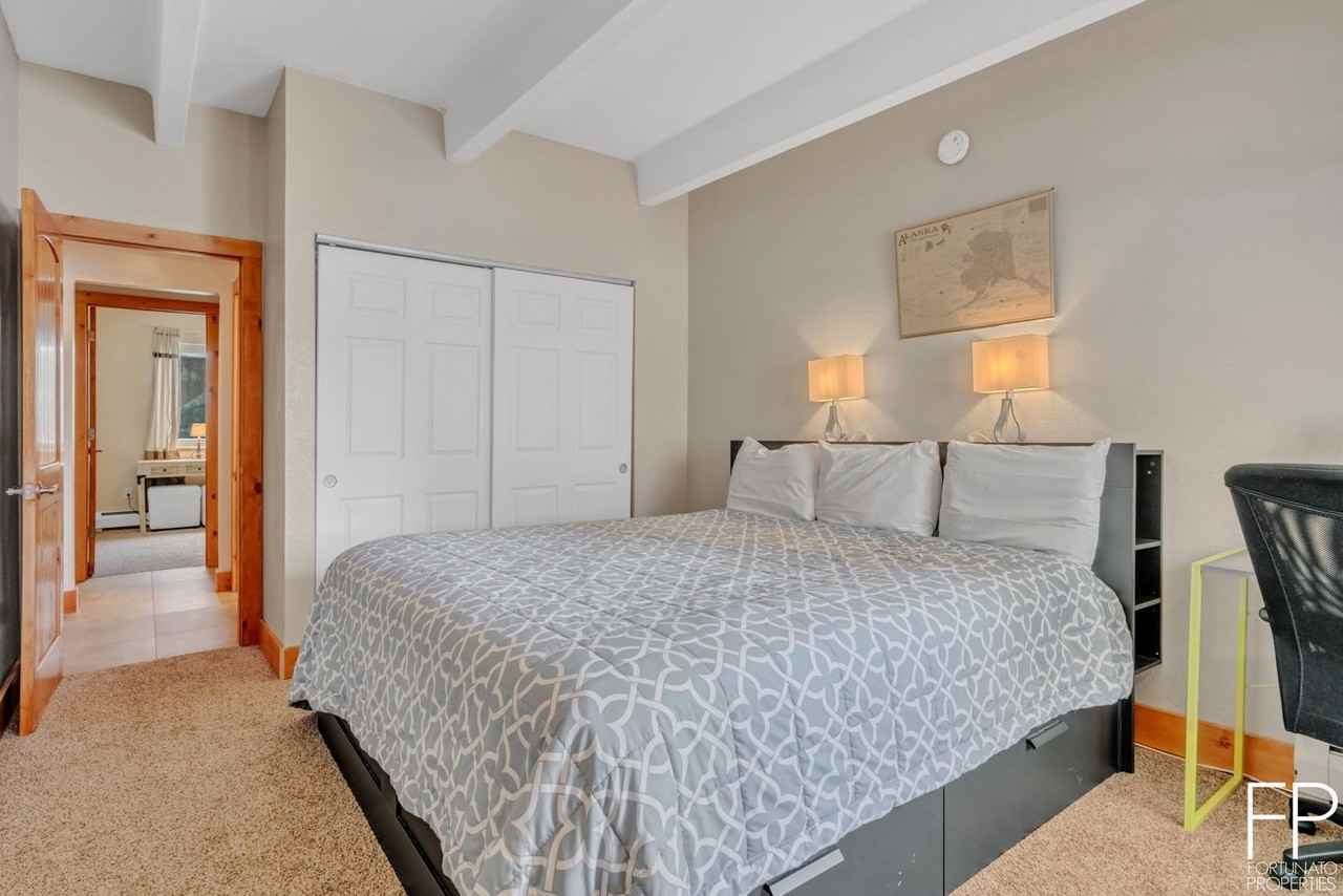 370 E La Bonte St #102A - Photo 4 of 17