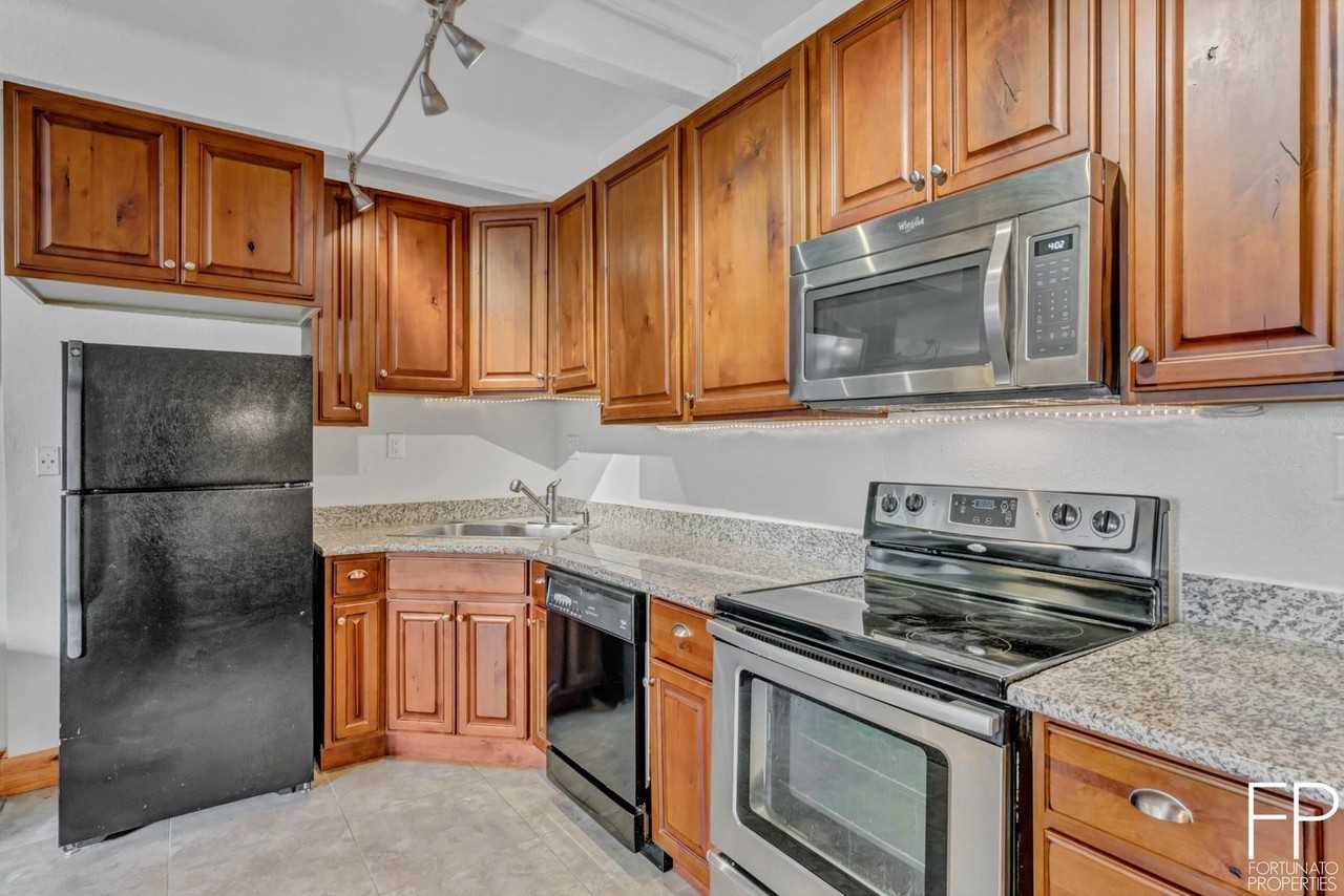 370 E La Bonte St #102A - Photo 6 of 17